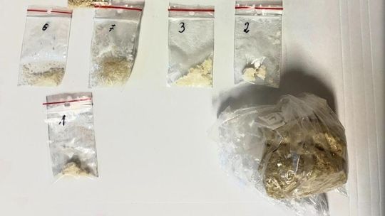 36-latek ukrył narkotyki w plecaku. Grozi mu do 10 lat więzienia 36-latek ukrył narkotyki w plecaku. Grozi mu do 10 lat więzienia