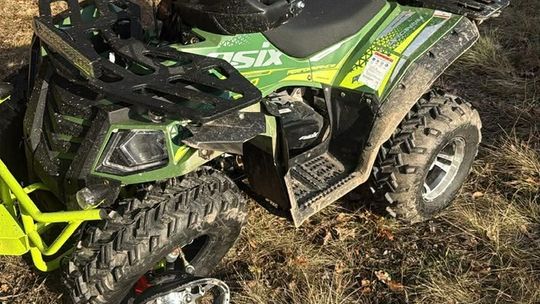 Apel o pomoc w ustaleniu sprawcy wypadku. Kierowca uciekł do lasu