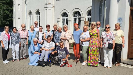 Artystyczny poniedziałek pełen pasji i inspiracji w Uniwersytecie Ludowym w Radawnicy