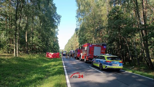 Cztery osoby poszkodowane w wypadku na DW 188. Droga między Żeleźnicą a Krajenką zablokowana