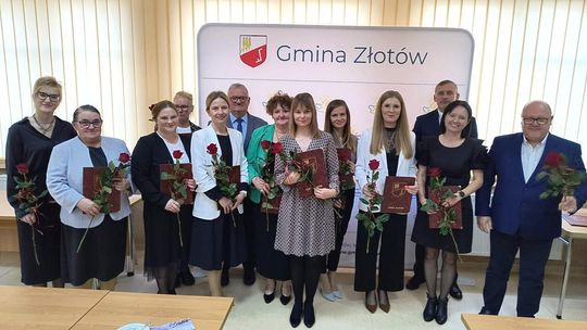 Dzień Edukacji Narodowej w Gminie Złotów – podziękowania i wyróżnienia dla nauczycieli i dyrektorów