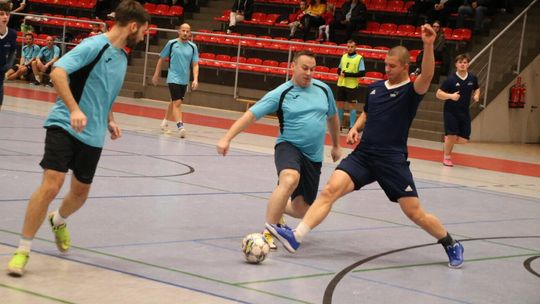 Emocjonująca 4. kolejka Złotowskiej Ligi Futsalu. Grad bramek i zacięte pojedynki Emocjonująca 4. kolejka Złotowskiej Ligi Futsalu. Grad bramek i zacięte pojedynki