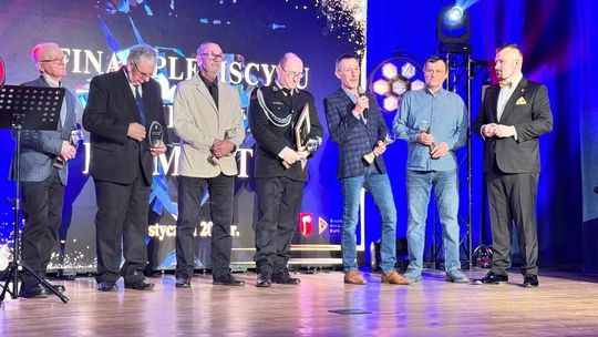 Finał II Plebiscytu „Krajeńskie Diamenty”. Uhonorowano ludzi z pasją i sercem dla gminy Finał II Plebiscytu „Krajeńskie Diamenty”. Uhonorowano ludzi z pasją i sercem dla gminy