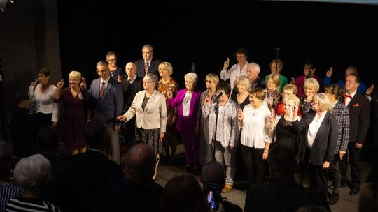 Inauguracja roku akademickiego Uniwersytetu Trzeciego Wieku w Złotowie – radość, energia i pasja seniorów