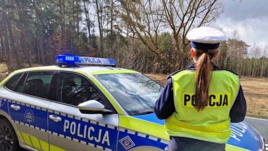 Interwencje, kolizje i pijani kierowcy na drogach powiatu. Wielkanoc pod czujnym okiem służb.