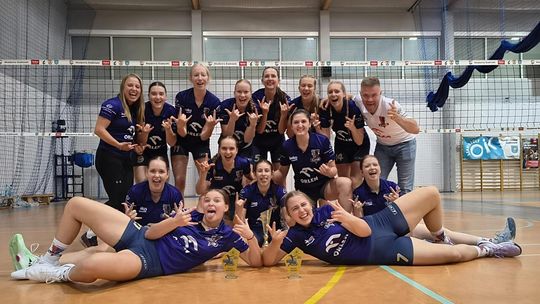 Juniorki SPS Sparta Złotów na turnieju w Szamotułach