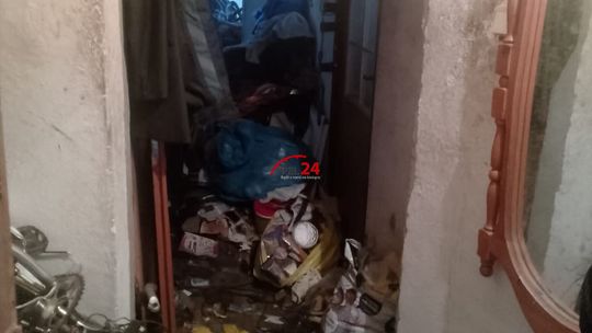 Koniec koszmaru przy ul. Krzywoustego? Mieszkańcy przez prawie 30 lat walczyli z problemem kłopotliwego lokatora