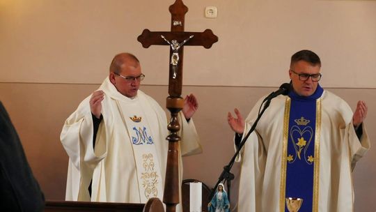 Kościół w Debrznie Wsi ponownie otwarty – świątynia w nowym blasku Kościół w Debrznie Wsi ponownie otwarty – świątynia w nowym blasku