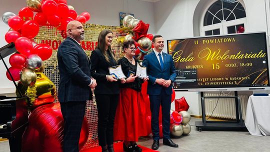 Ludzie, którzy zmieniają powiat. II Powiatowa Gala Wolontariatu w Radawnicy Ludzie, którzy zmieniają powiat. II Powiatowa Gala Wolontariatu w Radawnicy