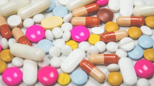 Milionowy biznes nielegalnych substancji rozbity. Trop prowadzi także do naszego regionu