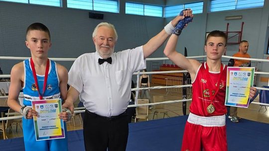 MLKB Sparta Złotów na pięściarskiej fali. Filip Cetera wygrywa swoją kolejną walkę