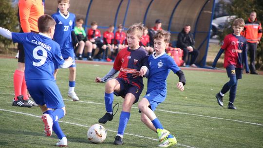 Młodzi piłkarze uczcili pamięć Adama „Hasana” Wojtkowiaka