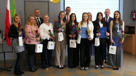 Młodzi, zdolni i docenieni – wyjątkowe wyróżnienia podczas sesji w Lipce