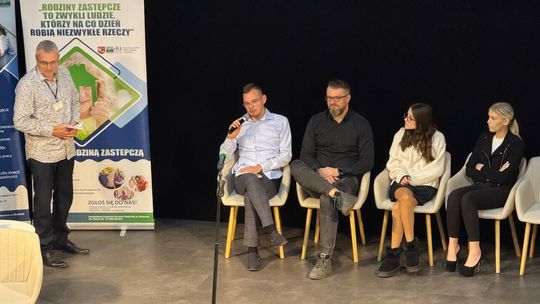 Ogólnopolska debata o pieczy zastępczej w Złotowie – rozmowy o przyszłości systemu wsparcia