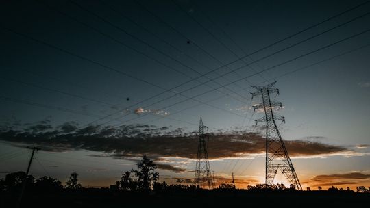Opłata mocowa - czy można zoptymalizować rachunki przedsiębiorstwa za energię?