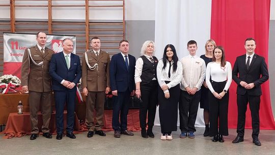 Patriotycznie i uroczyście w CKZiU przy ul. 8 Marca