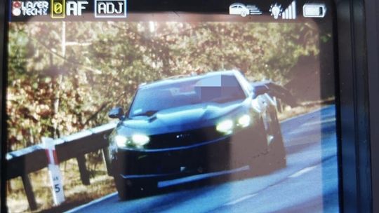 Pierwsze konsekwencje nowych przepisów w powiecie złotowskim. Kierująca straciła prawo jazdy za nadmierną prędkość