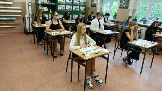 Pierwszy egzamin za maturzystami. Przed nimi matematyka i język obcy