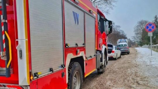 Popołudniowe zdarzenie drogowe w Jastrowiu. Jedna osoba poszkodowana
