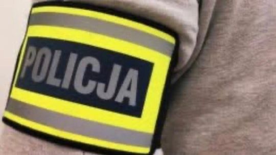 Poszukiwany od ośmiu lat zatrzymany. 35-latek wpadł przed własnym domem