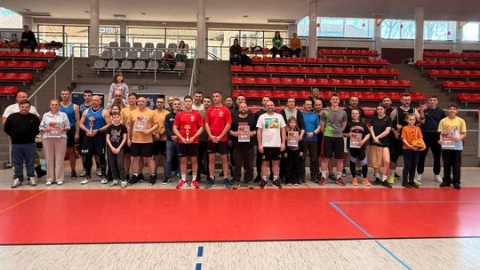 Powiatowy Turniej Koszykówki 3x3 służb za nami Powiatowy Turniej Koszykówki 3x3 służb za nami