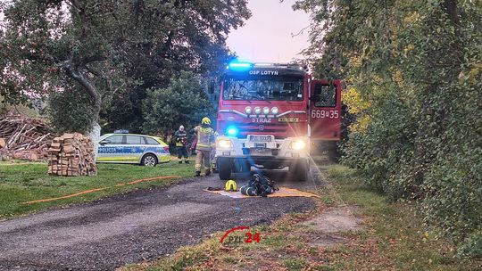 Pożar garażu pod Lotyniem. Na miejscu kilka zastępów straży pożarnej