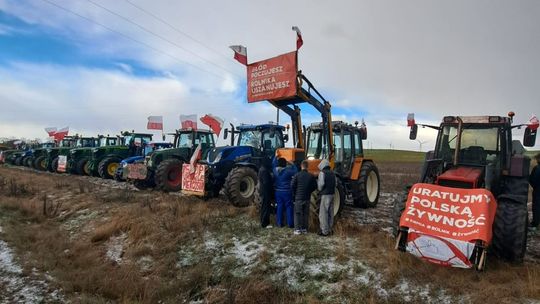 Rolnicy protestują także w Jastrowiu i Krajence. Sprzeciw wobec umowy Mercosur Rolnicy protestują także w Jastrowiu i Krajence. Sprzeciw wobec umowy Mercosur