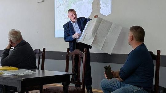 Spotkanie w Świętej w sprawie linii wysokiego napięcia 110 kV