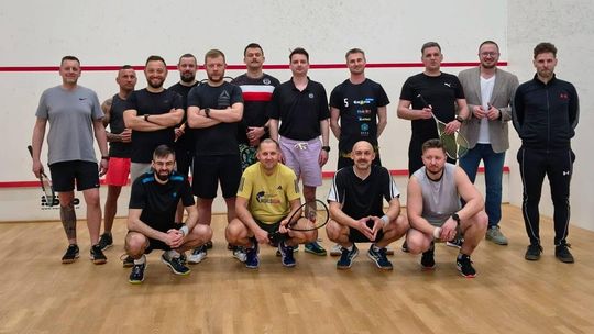 Squash w Złotowie łapie rytm – zakończenie ligi i pierwszy turniej za nami