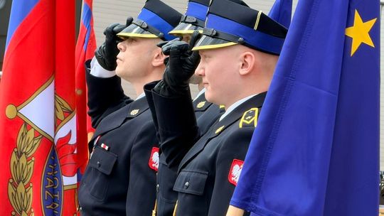 Strażackie święto w Złotowie. Awanse, odznaczenia i wyróżnienia podczas Powiatowego Dnia Strażaka Strażackie święto w Złotowie. Awanse, odznaczenia i wyróżnienia podczas Powiatowego Dnia Strażaka