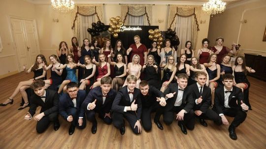 Studniówka 2026 I LO w Złotowie