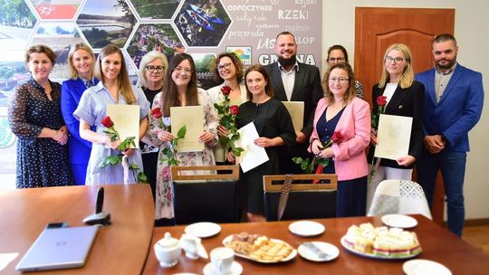Sześciu nauczycieli z awansem – Jastrowie docenia swoich pedagogów