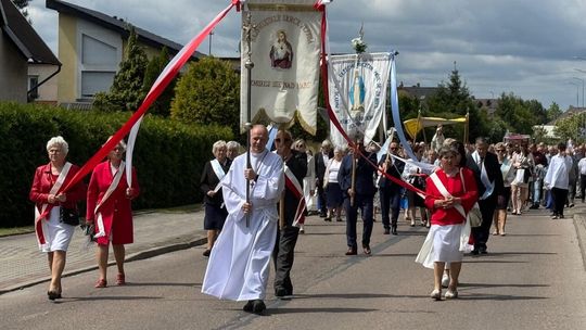 Uroczystość Bożego Ciała w Parafii pw. Piotra i Pawła Apostołów – świadectwo wiary i tradycji
