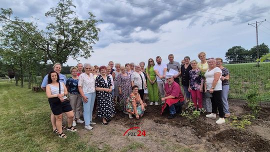 V edycja „Krzewimy Krzewy” w Paruszce. Wspólne sadzenie, edukacja i dobra zabawa