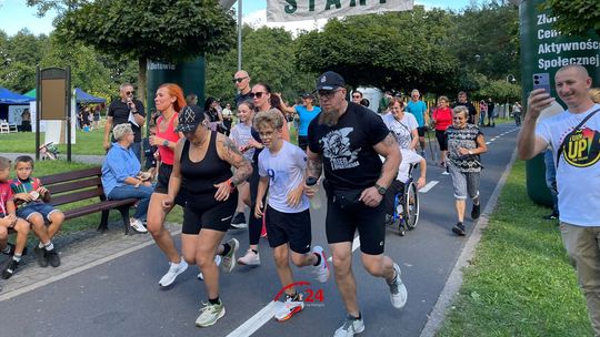 VIII Bieg Rodzinny w Złotowie. Sport, zabawa i wspólne spędzanie czasu