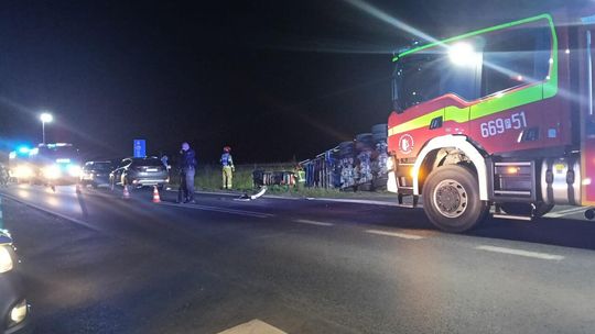 Wypadek pod Złotowem – zderzenie ciężarówki z osobówką