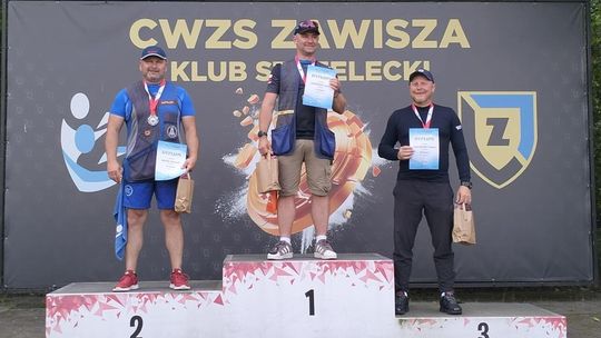 Z determinacji i pasji – mistrzowski tytuł dla Łukasza Ławniczaka z sercem do strzelectwa