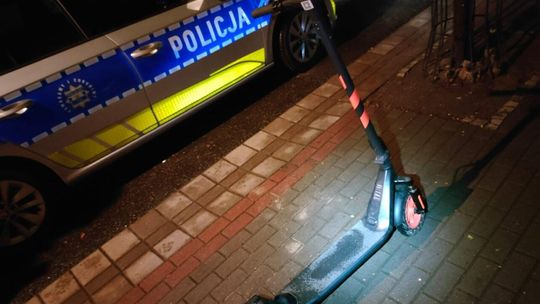 Złotów: 26-latek jechał na „zakazie” hulajnogą… na podwójnym gazie