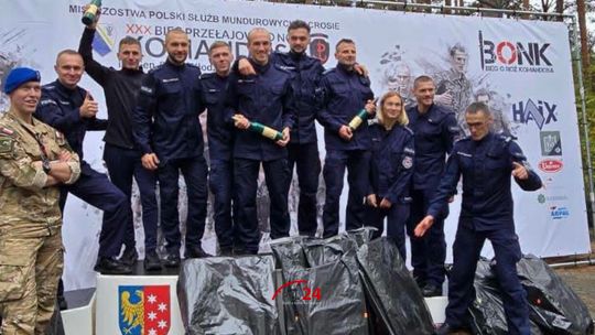 Złotowscy policjanci z sukcesami w biegu „O Nóż Komandosa”