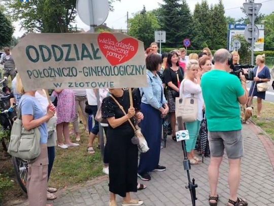 Protest przeciwko zamknięciu Oddziału Położniczo – Ginekologicznego w złotowskim szpitalu