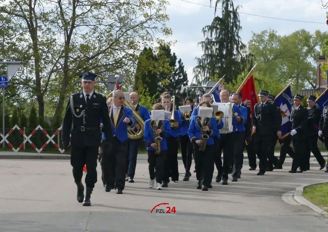 80 lat tradycji i służby. Jubileusz OSP Zakrzewo oraz Gminny Dzień Strażaka za nami 80 lat tradycji i służby. Jubileusz OSP Zakrzewo oraz Gminny Dzień Strażaka za nami