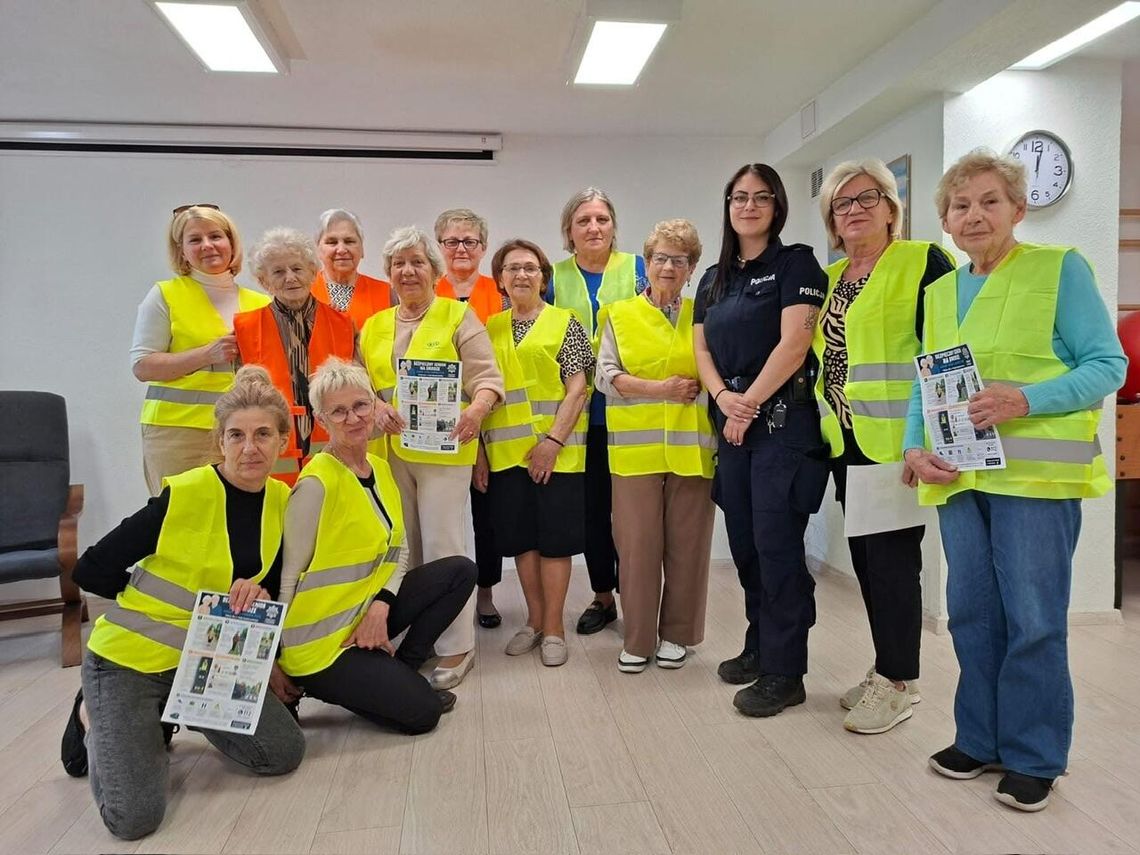 Bezpieczeństwo przede wszystkim – spotkanie dzielnicowej z seniorami w Zakrzewie