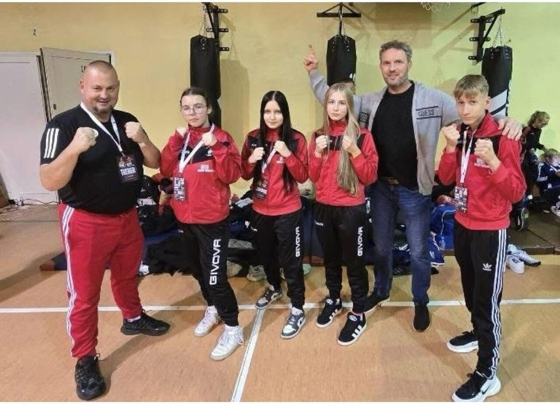 Bokserzy MLKB Sparta Złotów na Boxing Show w Chojnicach – sportowa walka, emocje i zaproszenie na turniej w Złotowie