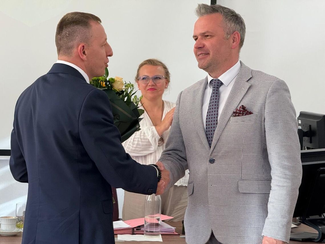 Burmistrz Złotowa z absolutorium i wotum zaufania