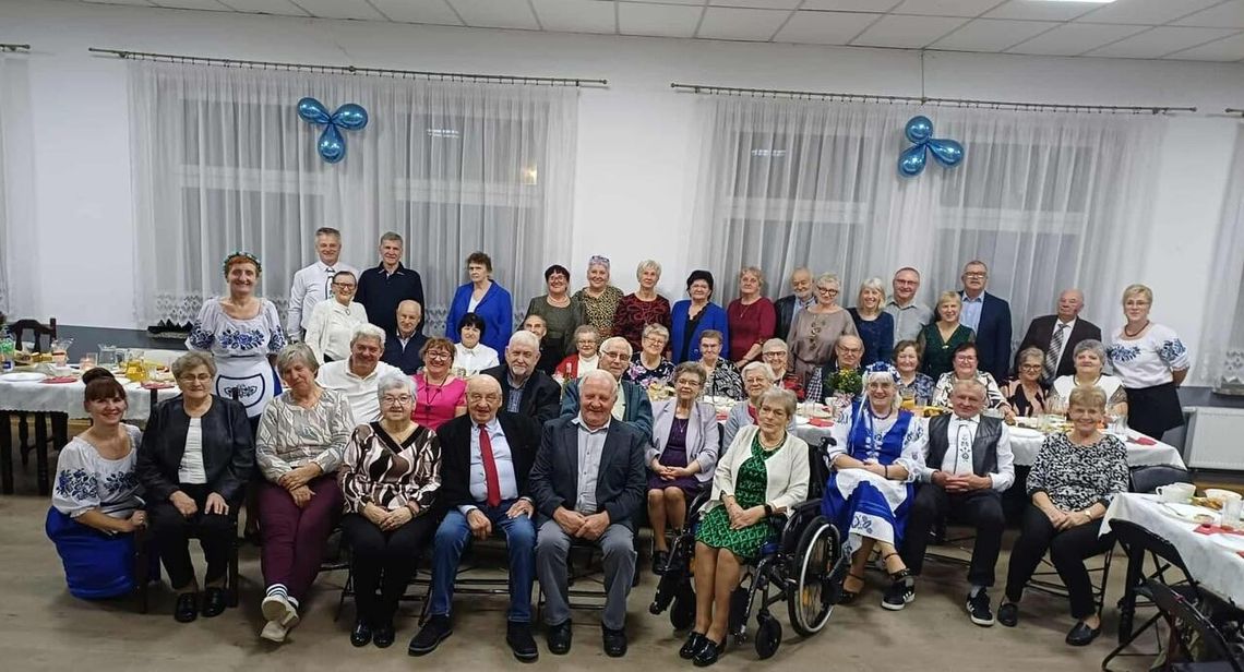 Ciepło, życzliwość i wspólne świętowanie – Dzień Seniora w Świętej po raz drugi