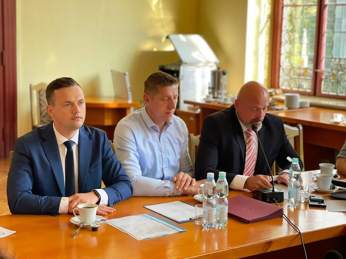 Fundacja „Bezpieczny Powiat” z absolutorium za 2024 rok – wspólny sukces dla dobra mieszkańców