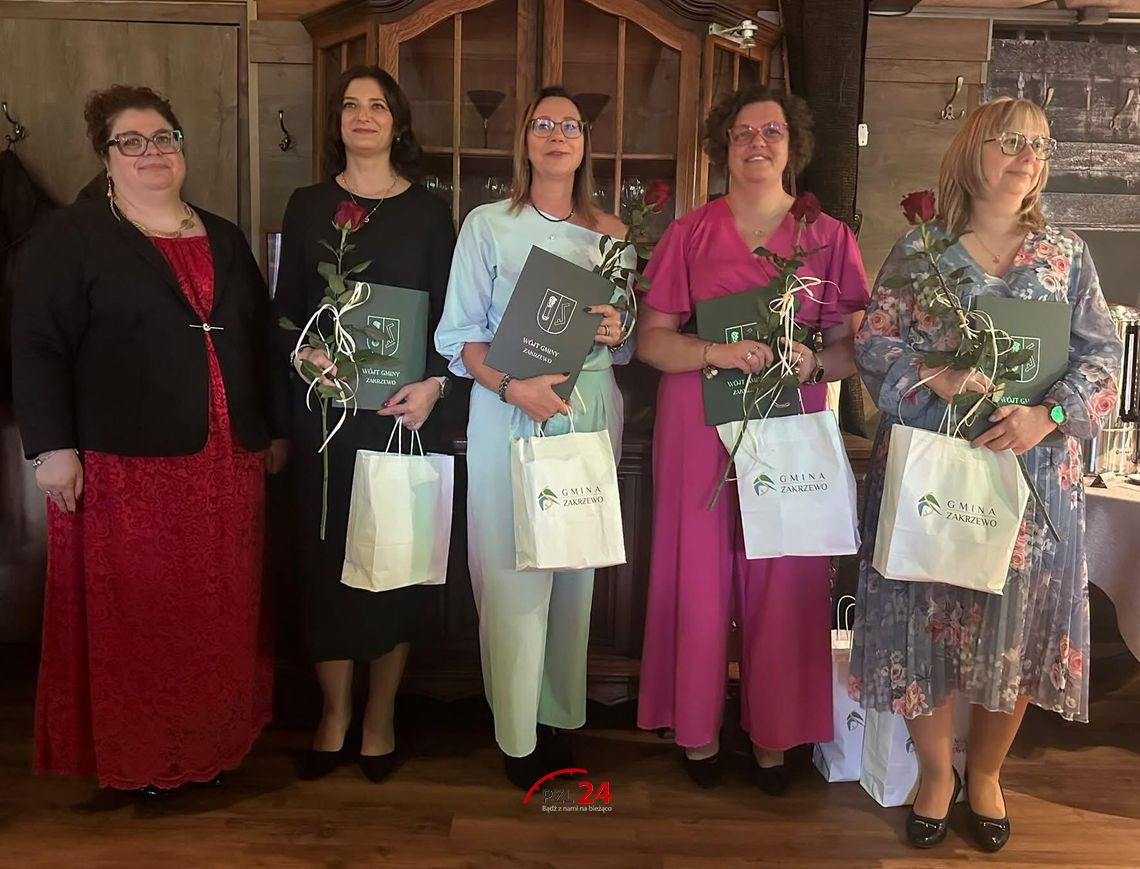 Gminny Dzień Edukacji Narodowej w Zakrzewie. Wręczono nagrody dla nauczycieli Gminny Dzień Edukacji Narodowej w Zakrzewie. Wręczono nagrody dla nauczycieli
