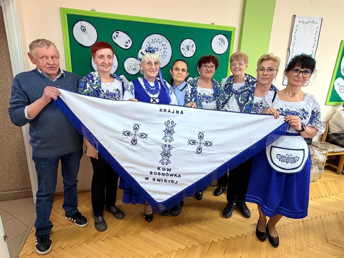 Haft Genowefy Idy, który opowiada historię. Wyjątkowa wystawa w Złotowie już za nami Haft Genowefy Idy, który opowiada historię. Wyjątkowa wystawa w Złotowie już za nami