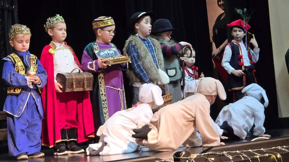 Jasełka w Domu Polskim w Zakrzewie – święto najmłodszych i wzruszeń