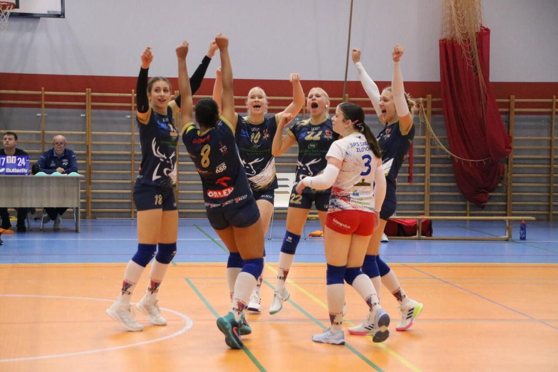 Kadetki SPS Sparta Złotów zwyciężają 3:1 po emocjonującym meczu Kadetki SPS Sparta Złotów zwyciężają 3:1 po emocjonującym meczu